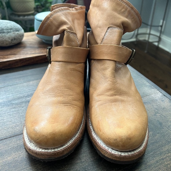 Pre-Loved Frye Veronica Booties 8.5 - Picture 1 of 8